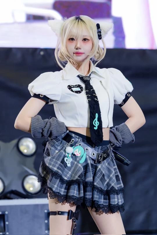 001号Coser[60p,21MB]