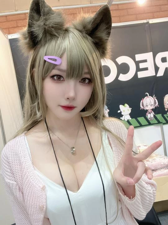 010号coser[801p+61v,694mb]